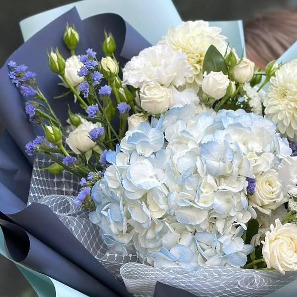 Сборный букет "Полет бабочек"